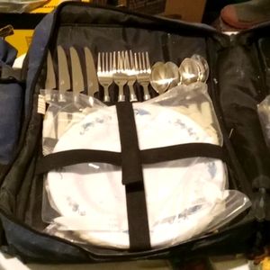 Coleman Camper Dinner Set